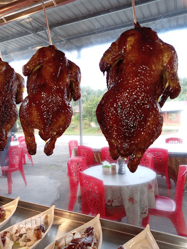 Kedai makan parit bengkok