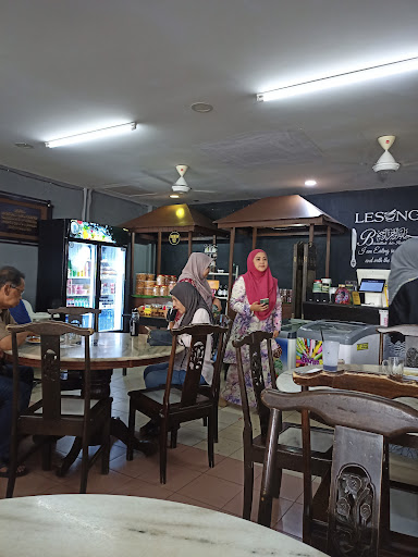 Lesung Ibu (Mak Jah Cafe) Lesung Ibu (Mak Jah Cafe)