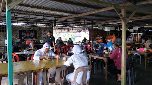 Warung Besi Mak Tom Parit Ulu Warung Besi Mak Tom Parit Ulu