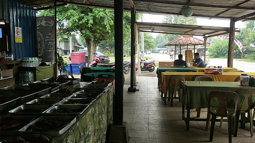 Warung Kesuma (Nasi Campur / Ayam Tempayan) Warung Kesuma (Nasi Campur / Ayam Tempayan)
