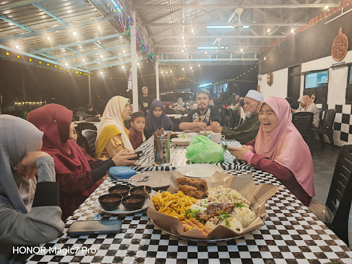 RUMAH MAKAN ALOR GAJAH RUMAH MAKAN ALOR GAJAH