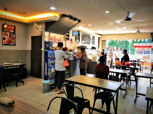 Selera Kampung Tunku