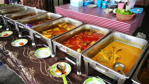 Restoran Pantai Paka Selera Kampung