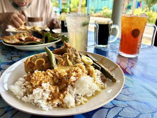 Asam Pedas Aminah Hassan Restaurant, Pontian, Johore.