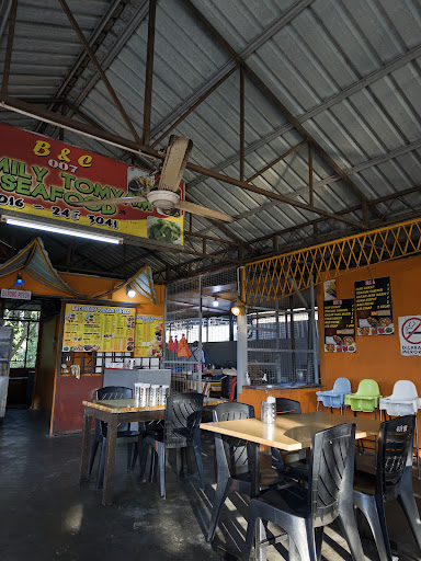 Family Tomyam Seafood Family Tomyam Seafood