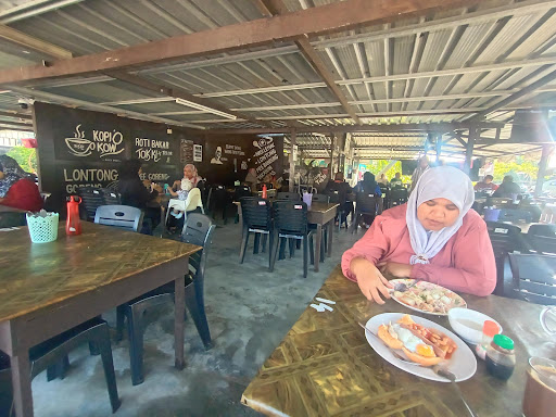 WARONG TOK KI & TOKKI NIGHT CAFE WARONG TOK KI & TOKKI NIGHT CAFE